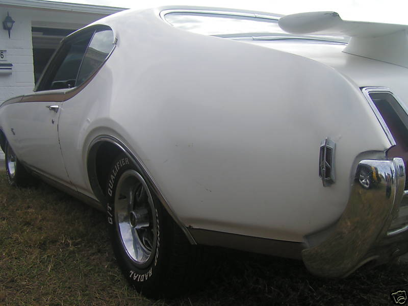 Illustration for article titled Nice Price Or Crack Pipe: The Million Dollar Oldsmobile?
